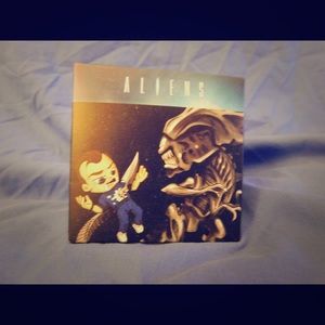 Mini “Aliens” Figurine
